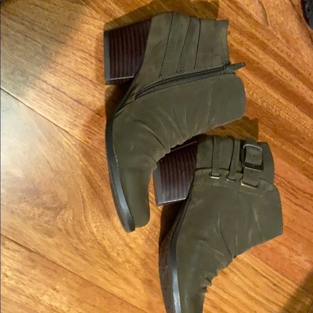 Cute boots/booties